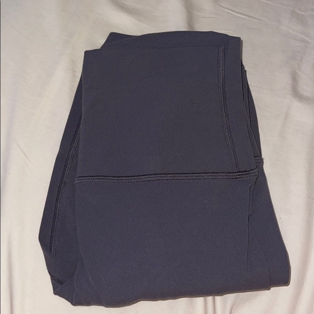 Size 4 lululemon aligns